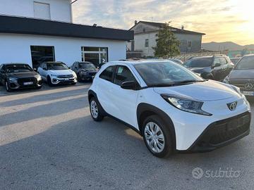 TOYOTA Aygo X 1.0 VVT-i 72 CV 5 porte Active