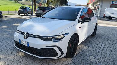 VOLKSWAGEN GOLF GTI 2.0 TURBO BENZINA 245CV MANUAL