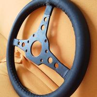 Manubrio auto per auto sportive