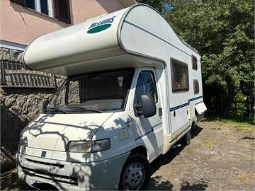 Camper MC LOUIS mansardato