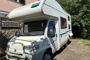 Camper MC LOUIS mansardato