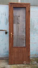 Porta con vetro