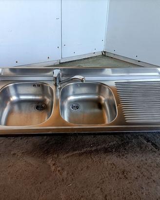 Lavello in acciaio inox