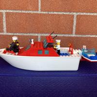 LEGO BARCA CON MOTOSCAFO