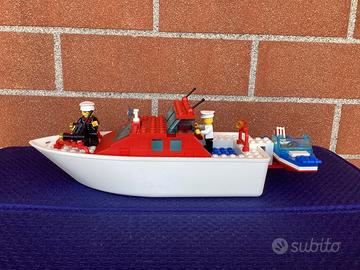 LEGO BARCA CON MOTOSCAFO
