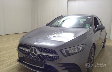 Mercedes-benz A 200 Benzina Automatic AMG Line