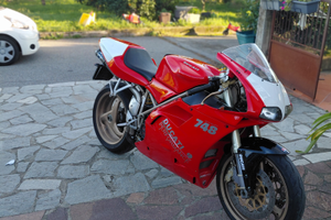 Ducati 748s