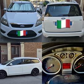ford focus familiare
