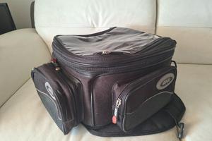 Borsa moto magnetica universale GIVI