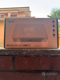 Wireless charger+ sterilizzatore