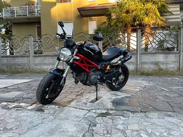 Monster 796