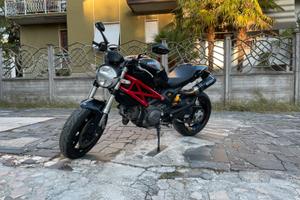 Monster 796