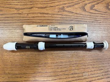 FLAUTO YAMAHA YRA-302BIII