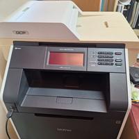 stampante laser Brother DCP-9270CDN