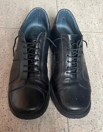 Scarpe nere taglia 44