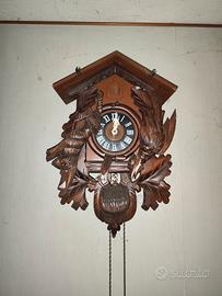 orologio da perete con il cucù 