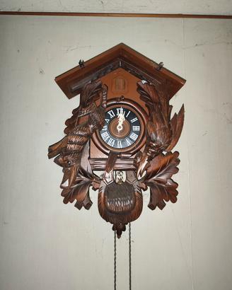 orologio da perete con il cucù 