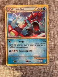 Carta pokemon Gyarados