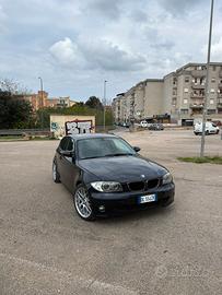 BMW Serie 1 e81 120d 2007
