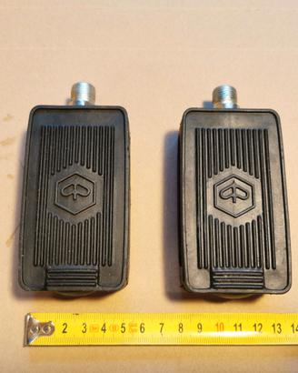 Pedali e pedane per ciclomotori vintage