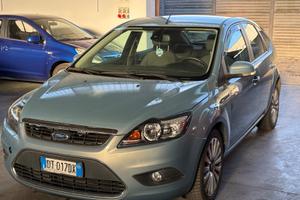 Ford Focus 2.0 (145CV) 5p. Bz.- GPL Tit.