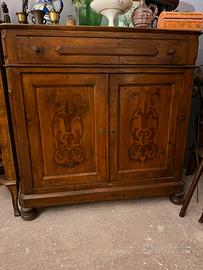 Mobile antico in legno massello