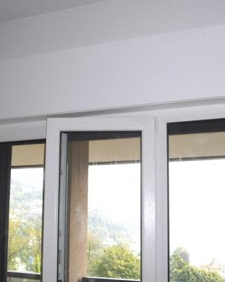 porta in alluminio con cassonetto