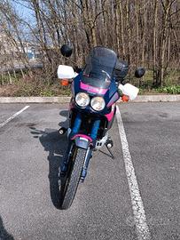 HONDA AFRICA TWIN 750