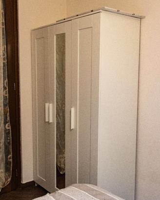 Armadio IKEA BRIMNES 3 ante bianco - come nuovo