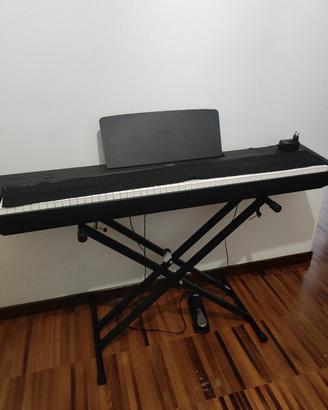 Piano Yamaha P-145 