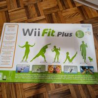 Nintendo Wii fit plus 