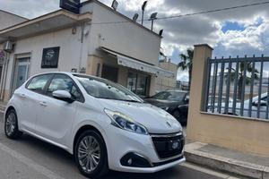 PEUGEOT 208 1.2 82 5p Allure