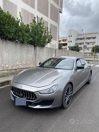 Maserati Ghibli 3000 V6 250cv