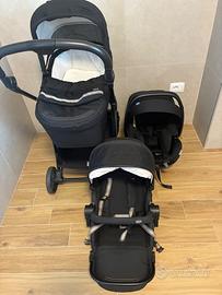 Trio Chicco Seety con seggiolino Kory essential