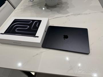 Macbook pro 14 nero - 2026 ITALIA