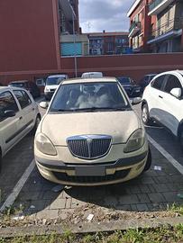 Lancia Y