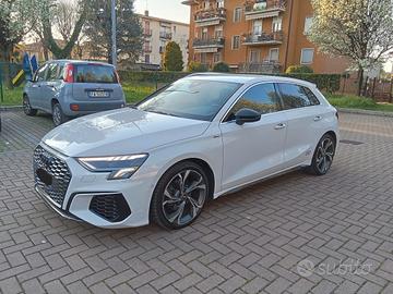Audi A3 35 TDI 2.0 150cv anno 2022 novembre S-line
