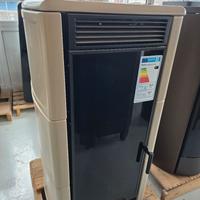 STUFA A PELLET  IDRO 20KW NUOVA