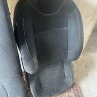 Interno dacia santero competo