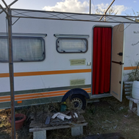 Caravan usato