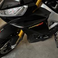 Aprilia Tuono V4 Factory