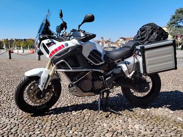 Yamaha XT 1200Z Super Tenere - 2012