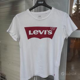 T-shirt Levis taglia XS