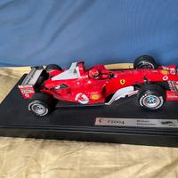 Macchina f1 ferrari schumacher 2004