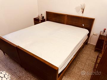 camera da letto vintage con doghe nuove