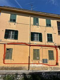 Monolocale a primo piano