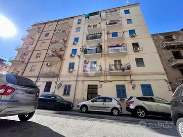 2 LOCALI A PALERMO
