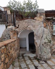 Pietre ornamentali e monoliti