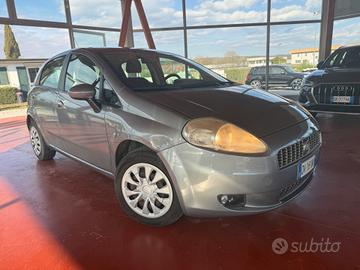 Fiat Grande Punto 1.2 Benzina - Neopatentati