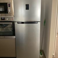 Samsung RT38K5530S9 frigorifero con congelatore